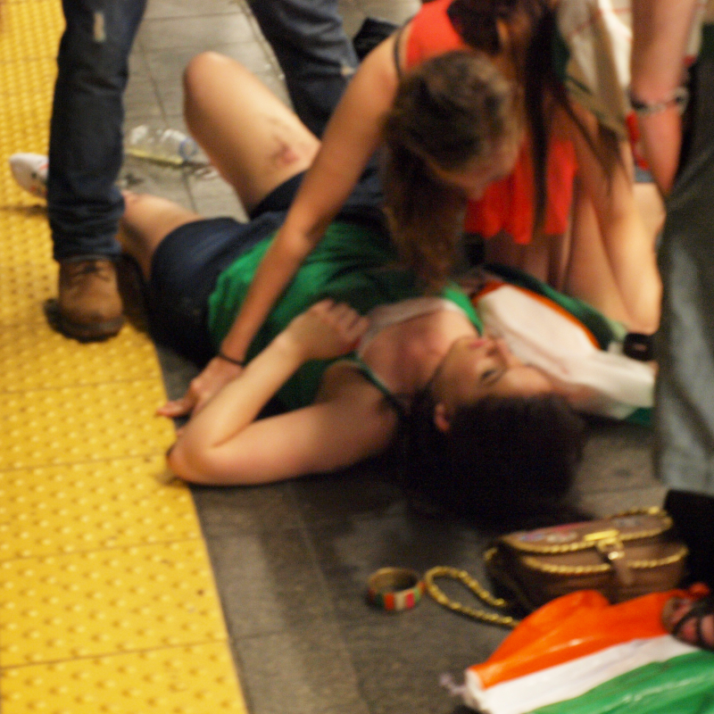 Illustration for article titled How Two Irish Soccer Fans Survived Falling On The Tracks Last Night